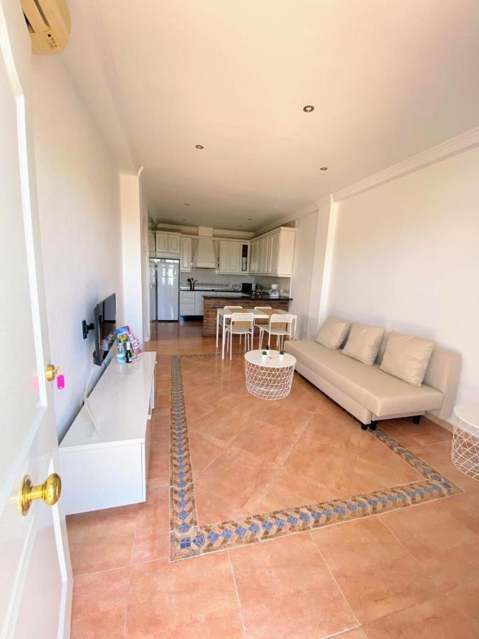 Apartamento Rio Adelfas Appartement Benajarafe Buitenkant foto
