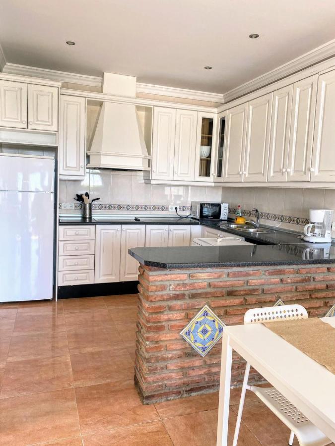 Apartamento Rio Adelfas Appartement Benajarafe Buitenkant foto